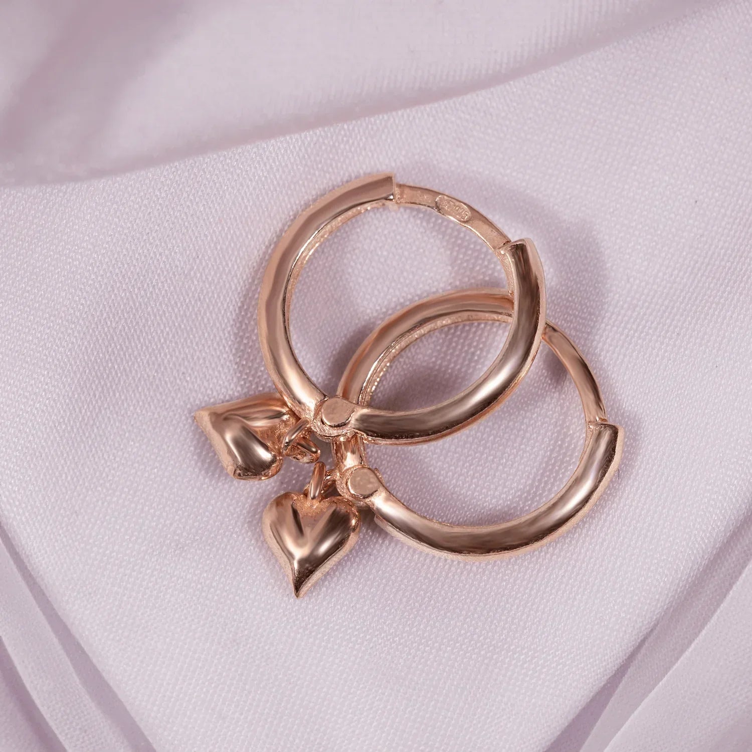 Maijas vārda diena – nozīme, izcelsme un ko dāvināt 10. maijā 🎁🌸