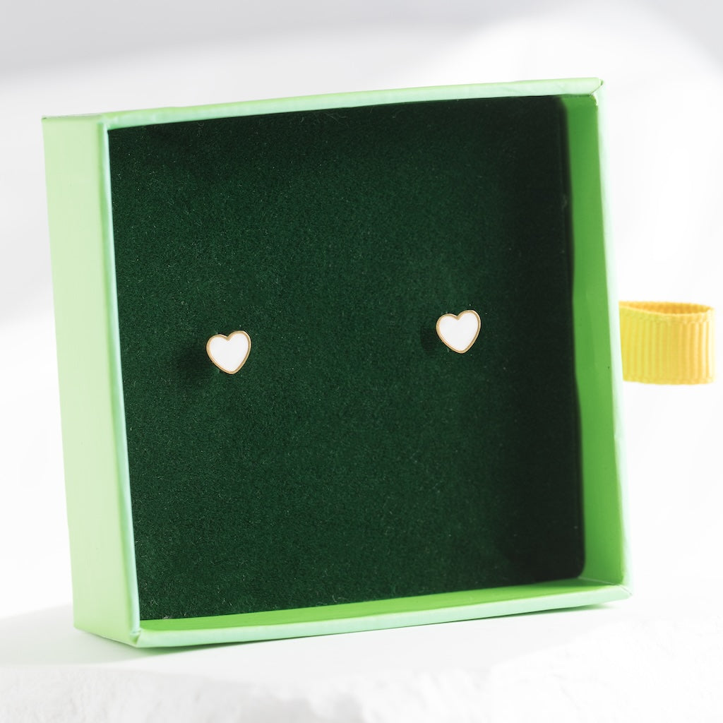 Children's stud earrings 'ZEMENE' with screw-on flat backs.