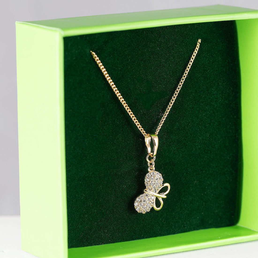 Kaklarota ar kristāliem 'BIRUTA'