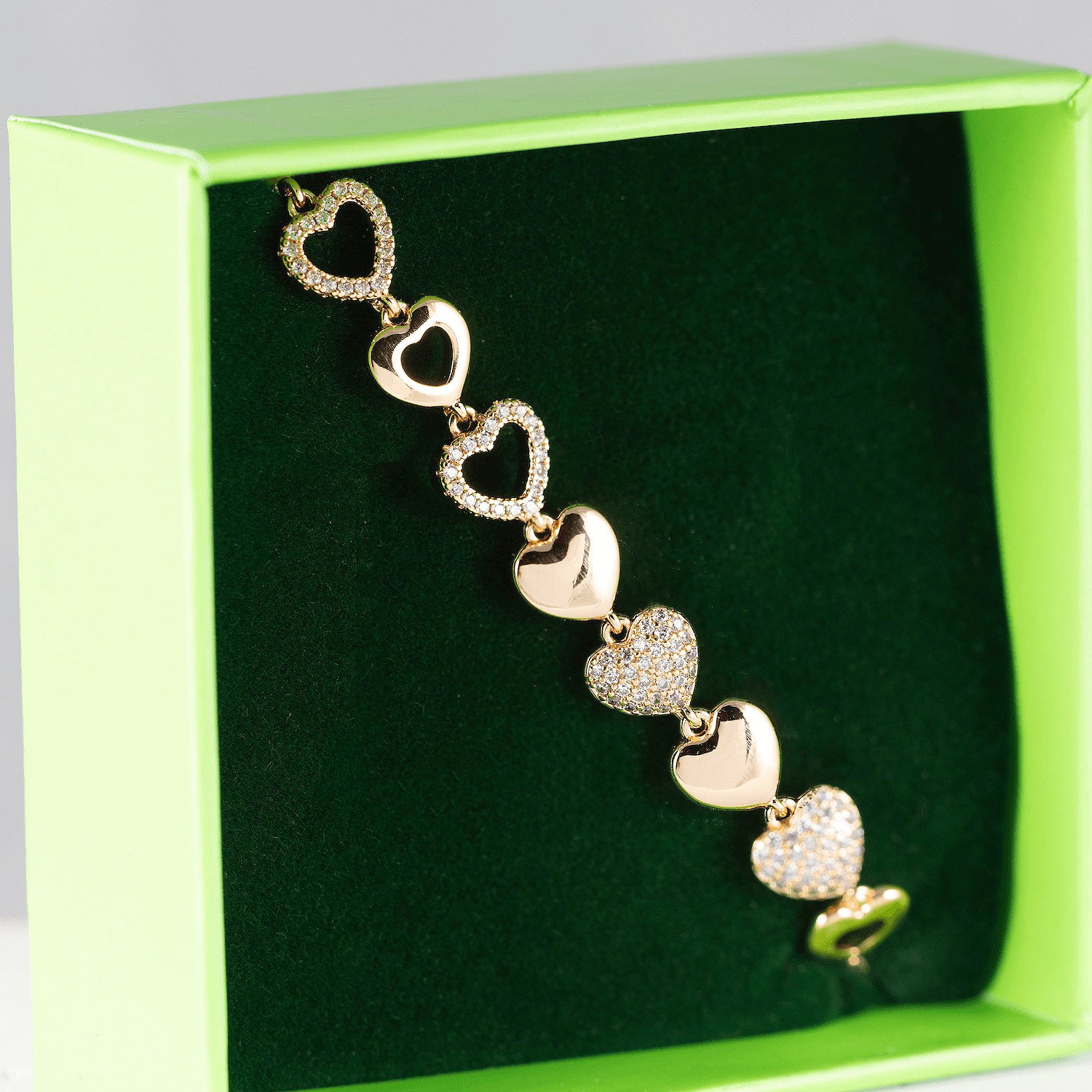 Antialerģiska rokassprādze ar kristāliem 'EVIJA'