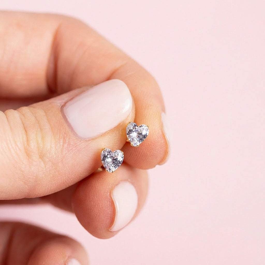 Bērnu nagliņauskari 'Kristālu sirsniņas' ar aizspiežamu plakanu aizmugurīti