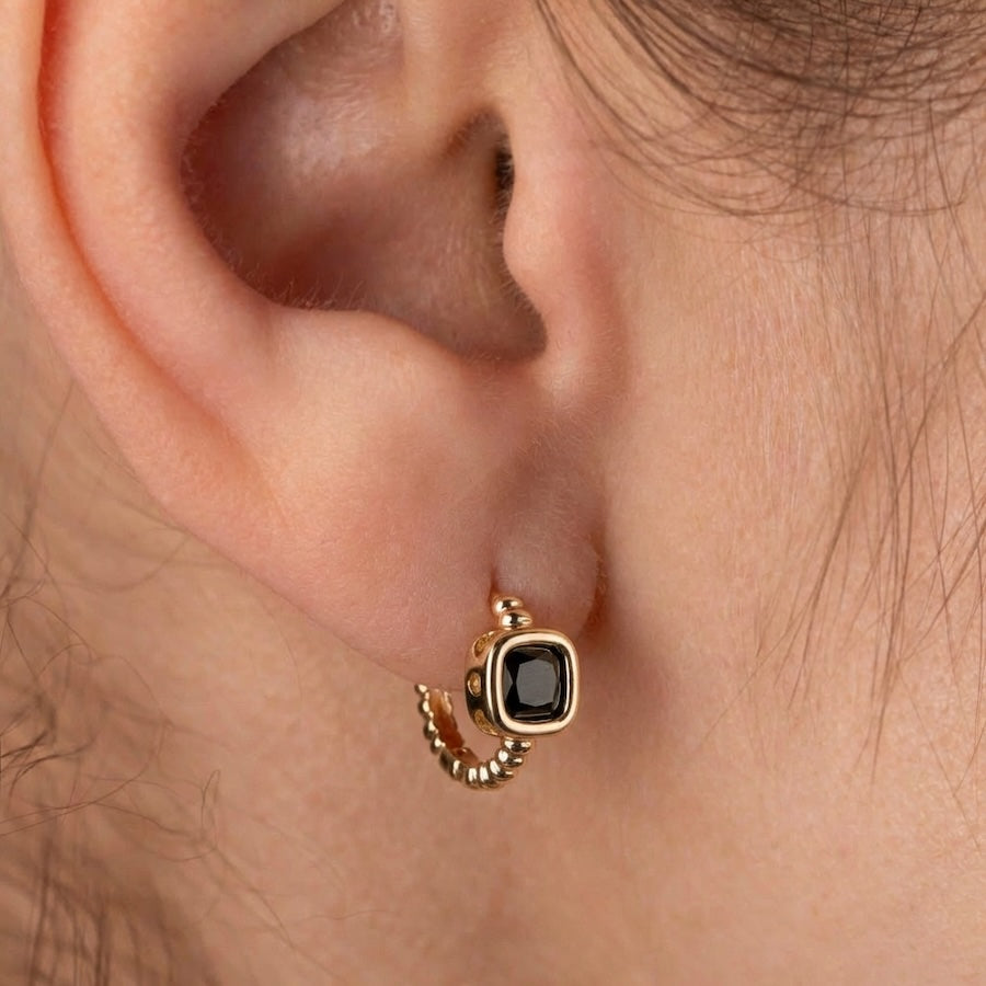 antialerģiski Riņķīšu auskari ar melniem kristāliem 'MICHELLE'