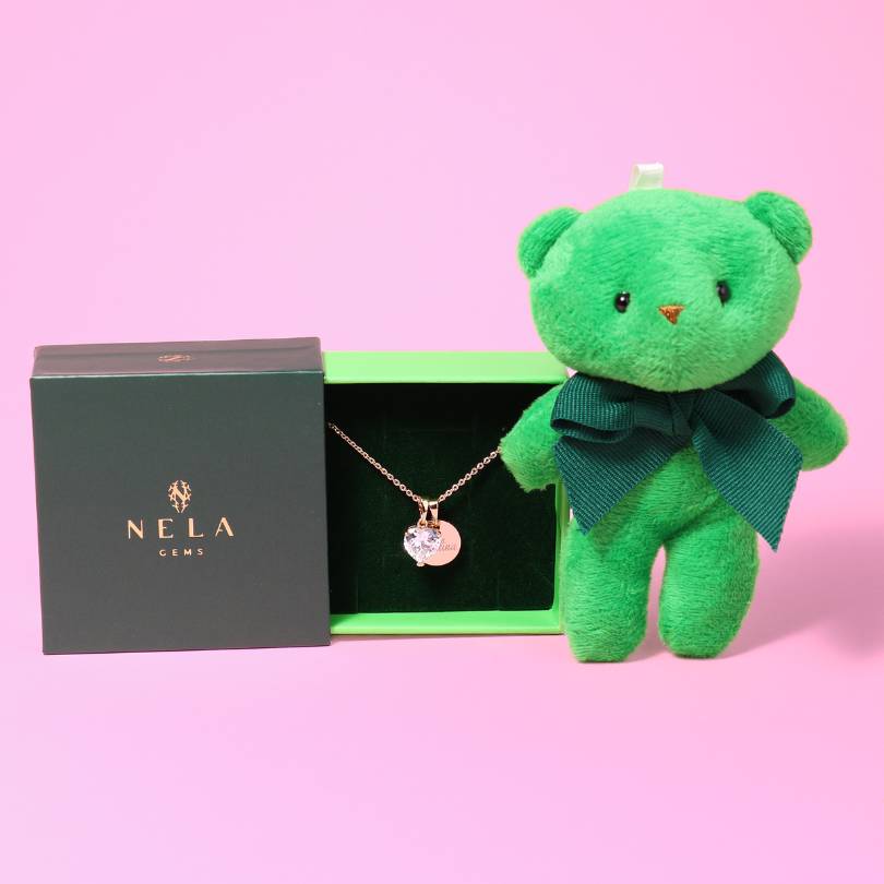 Nela Gems zaļais lācītis dāvanā